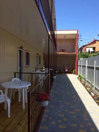 Дом Семейного Отдыха Karolino-Buhaz Exterior foto